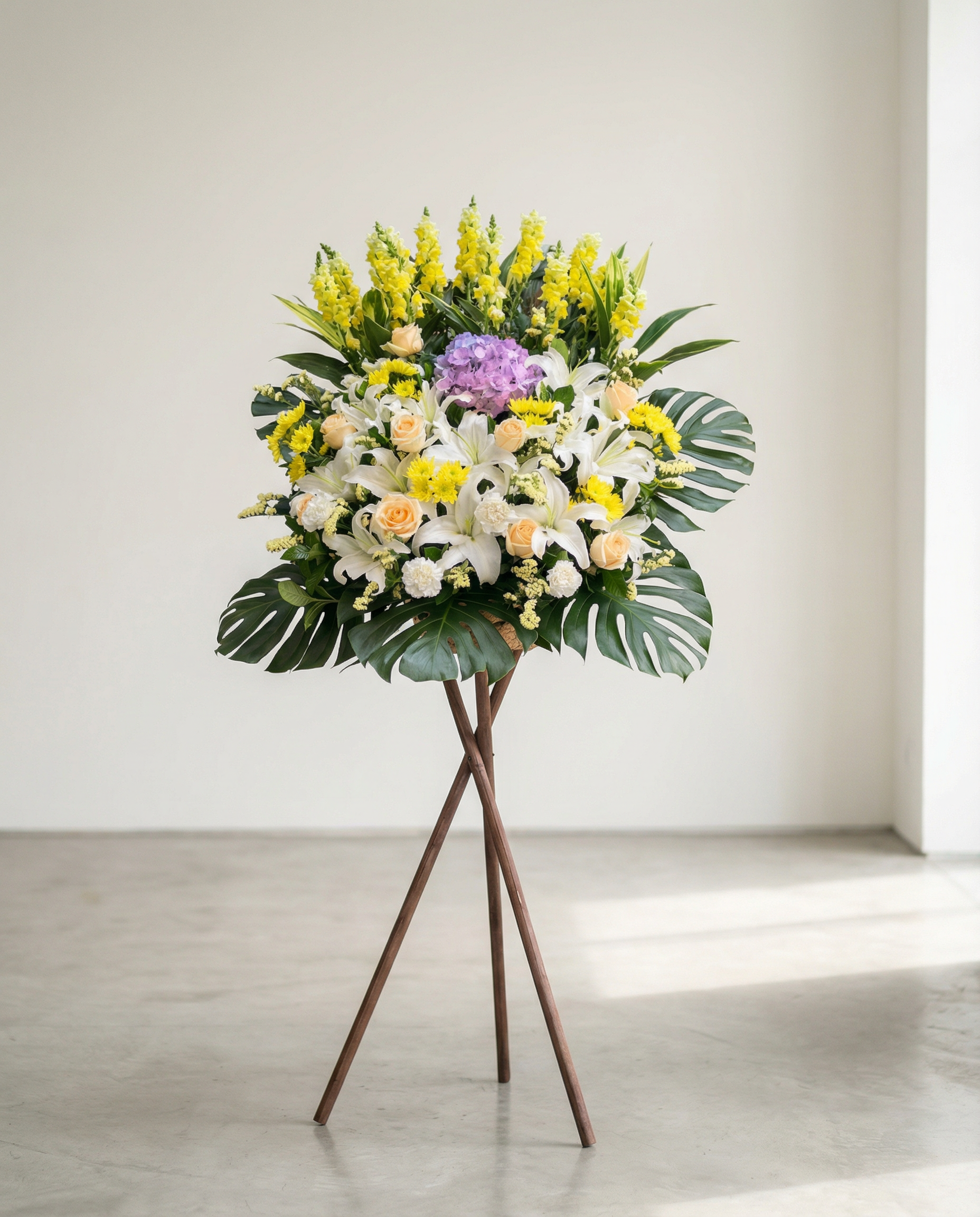 流芳百世 ‧ 金黃素雅百合悼念花籃